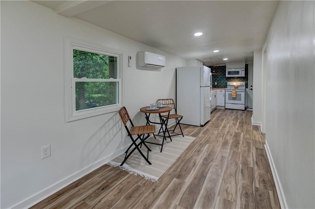 1200 E Stone Street — photo 6