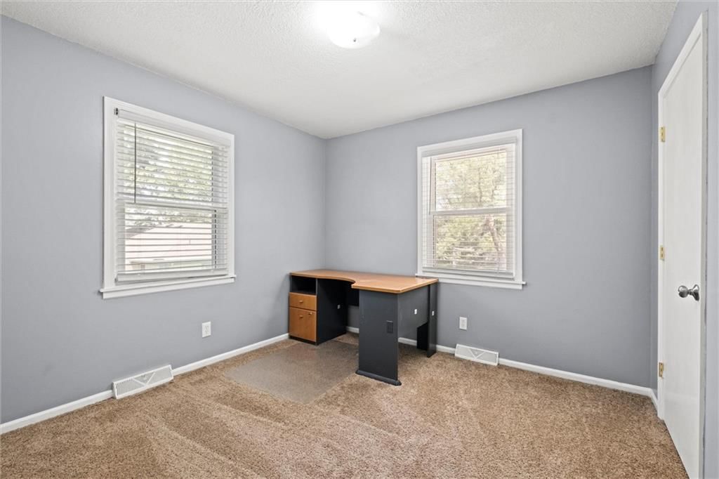 14101 Sandusky Avenue — photo 29