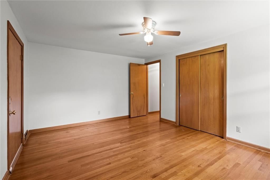10124 FOREST Avenue — photo 24