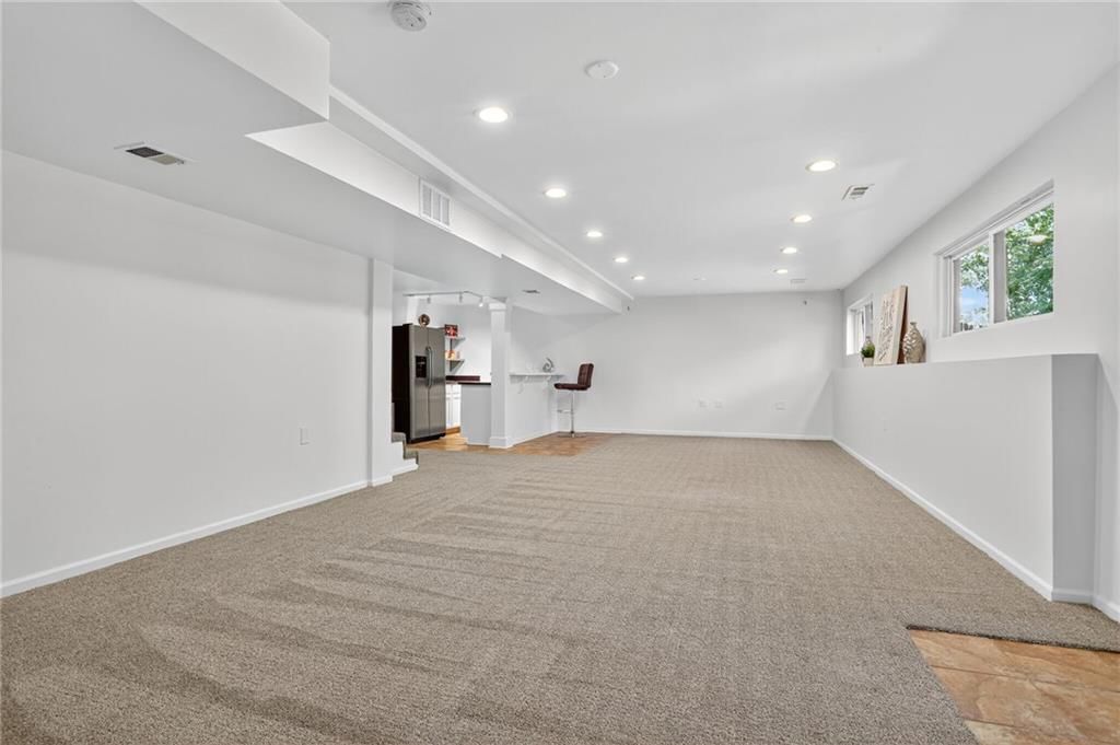 8023 Nodaway Avenue — photo 33