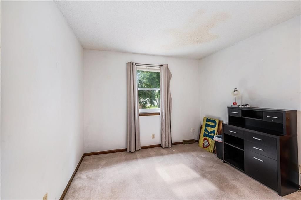 10226 Gillette Street — photo 20