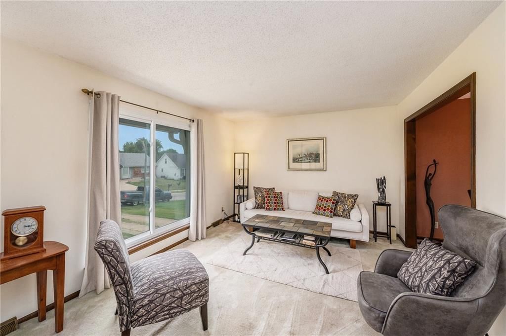 10226 Gillette Street — photo 9