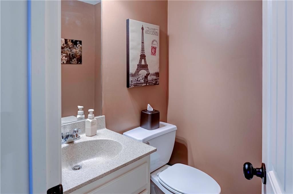 21927 W 96th Street — photo 32