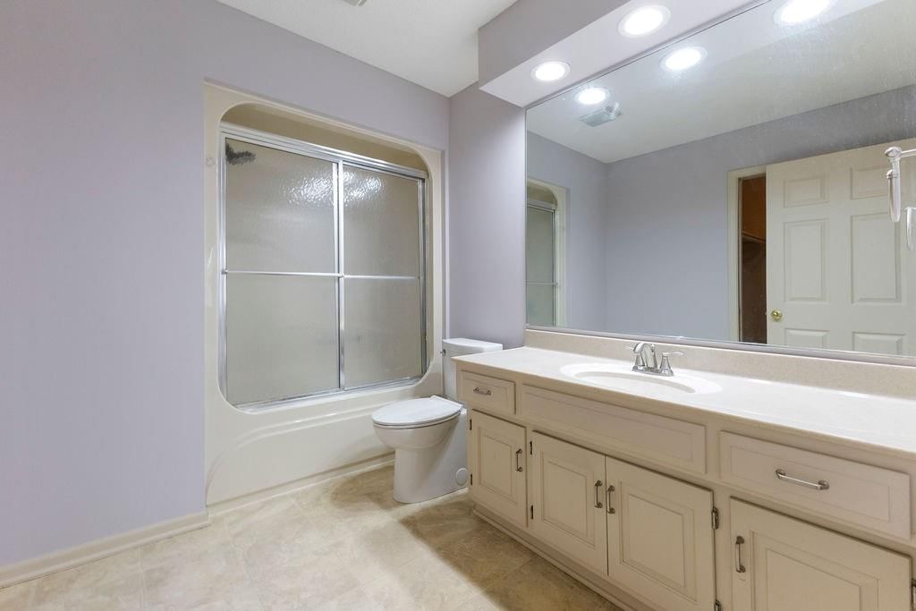 3906 Eastgate Drive — photo 17