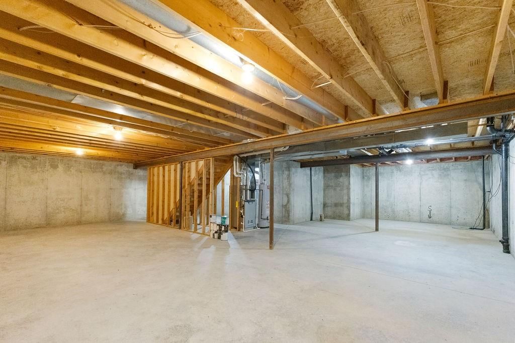 3906 Eastgate Drive — photo 19