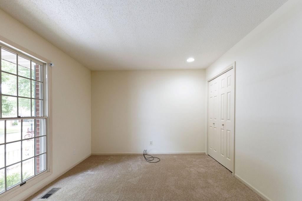 3906 Eastgate Drive — photo 3