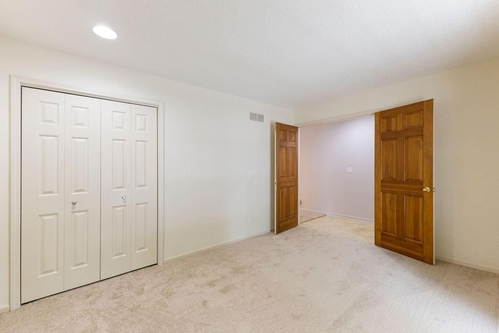3906 Eastgate Drive — photo 4