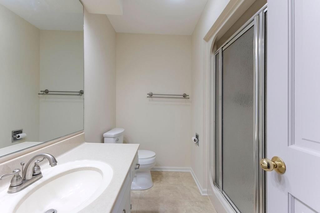 3906 Eastgate Drive — photo 5