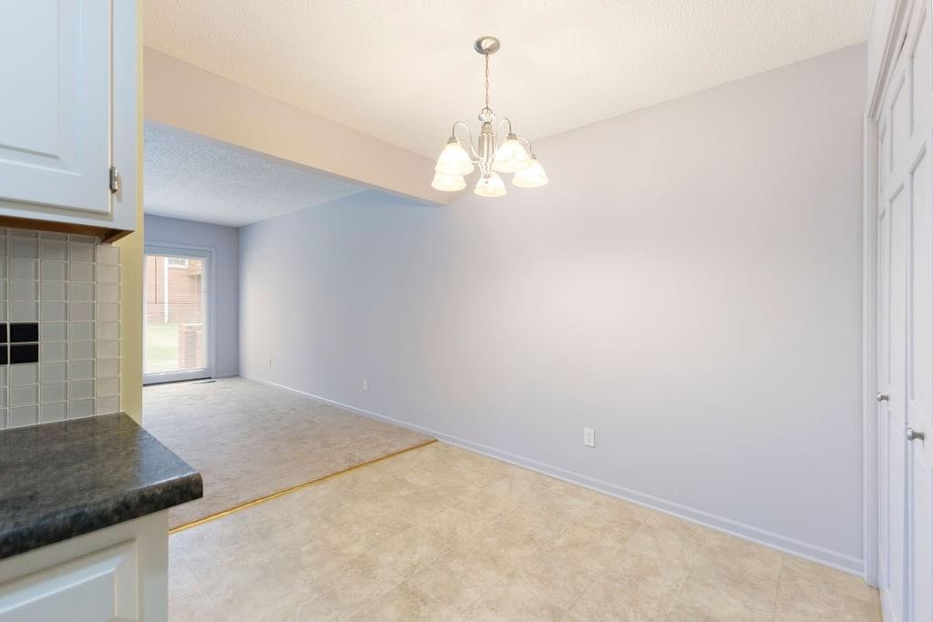 3906 Eastgate Drive — photo 10
