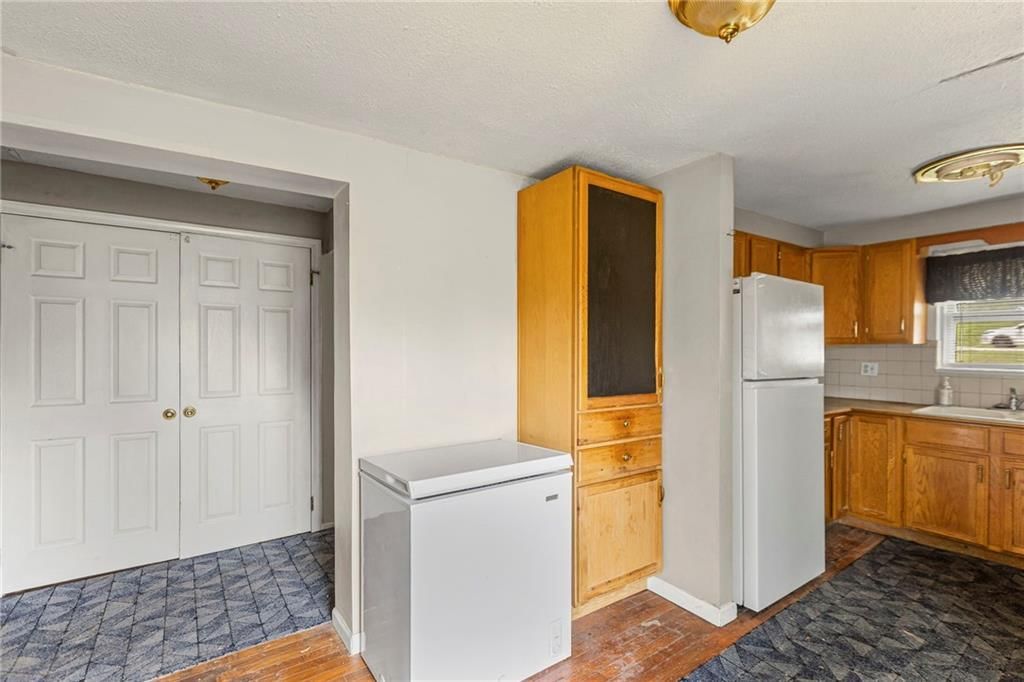 7816 N Broadway Street — photo 9