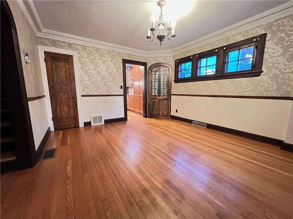 633 West 70th Street — photo 9