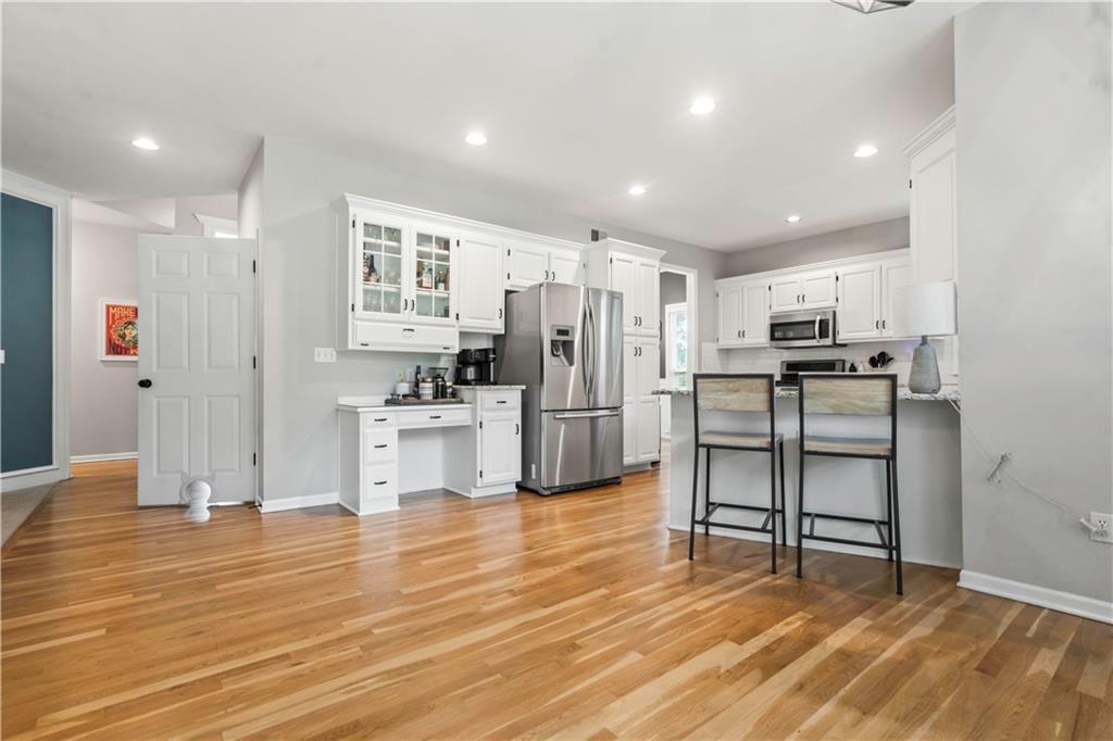 14707 Hadley Street — photo 12