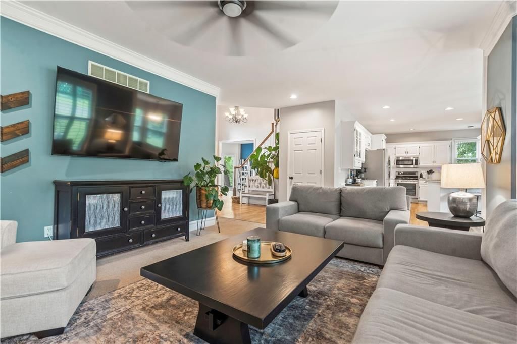 14707 Hadley Street — photo 15