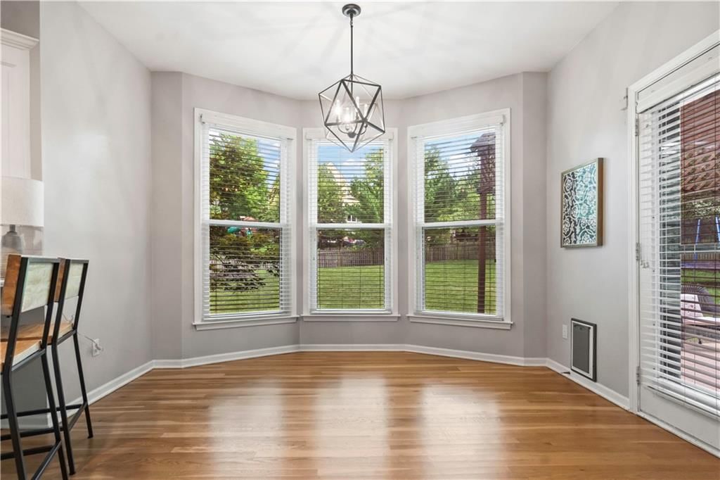 14707 Hadley Street — photo 3