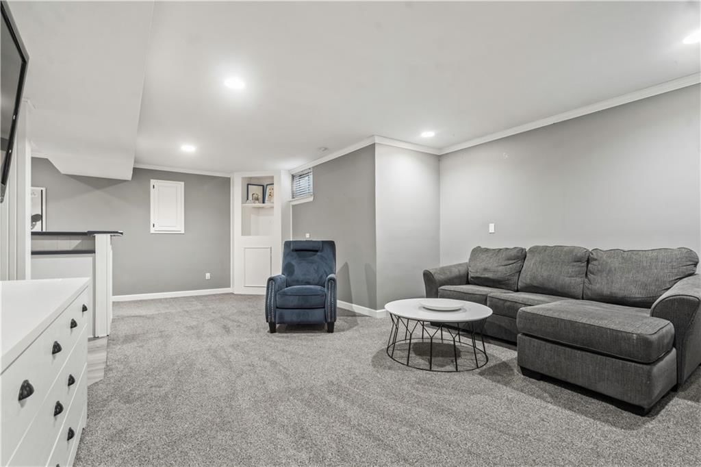 14707 Hadley Street — photo 35