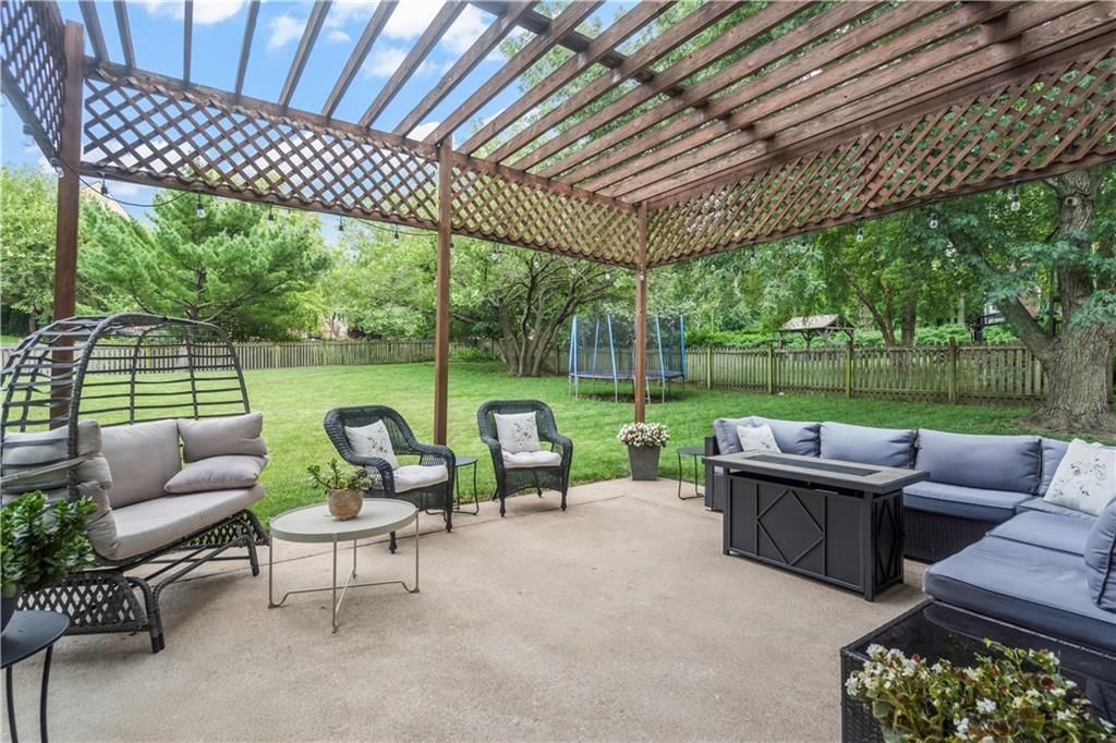 14707 Hadley Street — photo 46