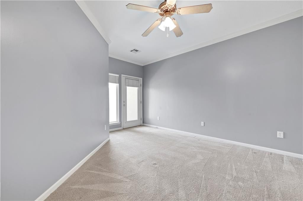 4523 W 159TH Terrace — photo 15