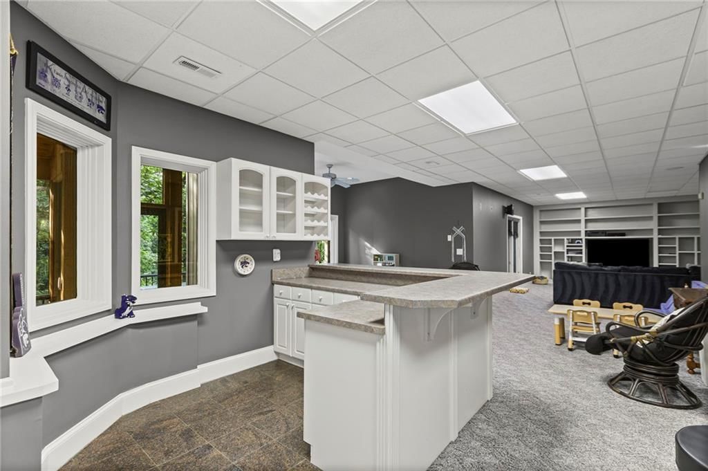 5540 Oakview Street — photo 45