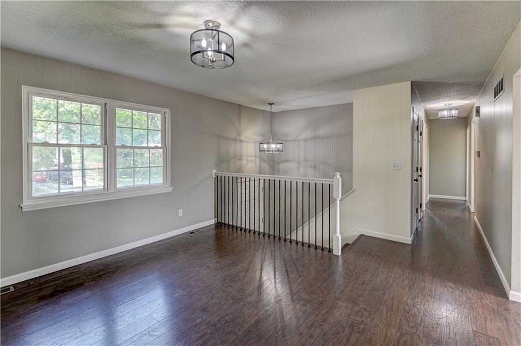 21350 W 180th Street — photo 8
