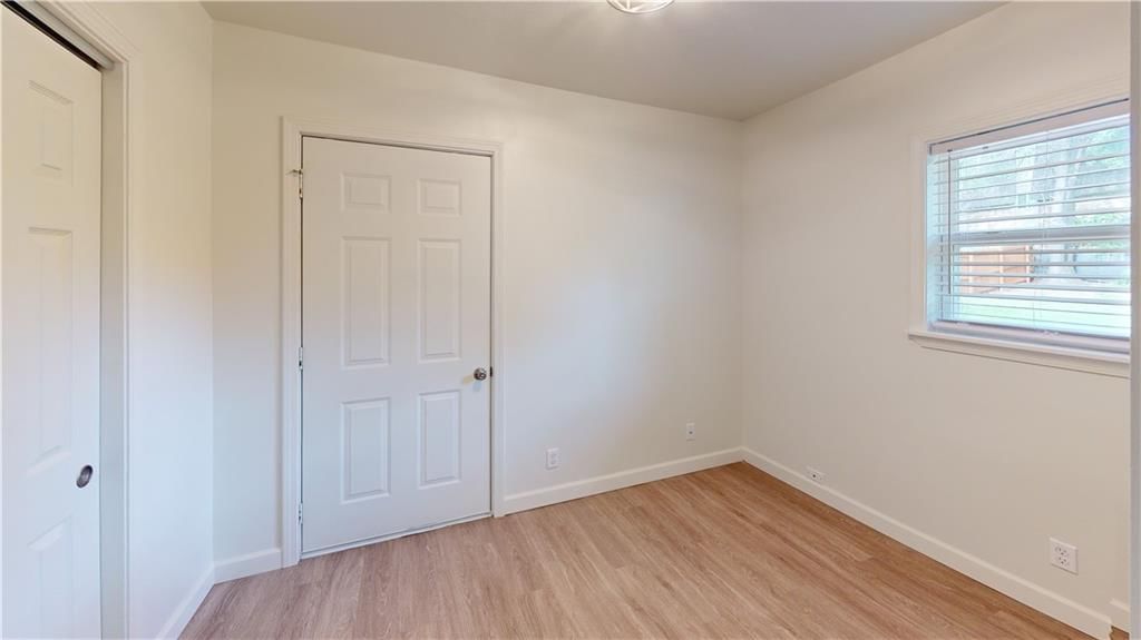 1119 N Commercial Street — photo 13