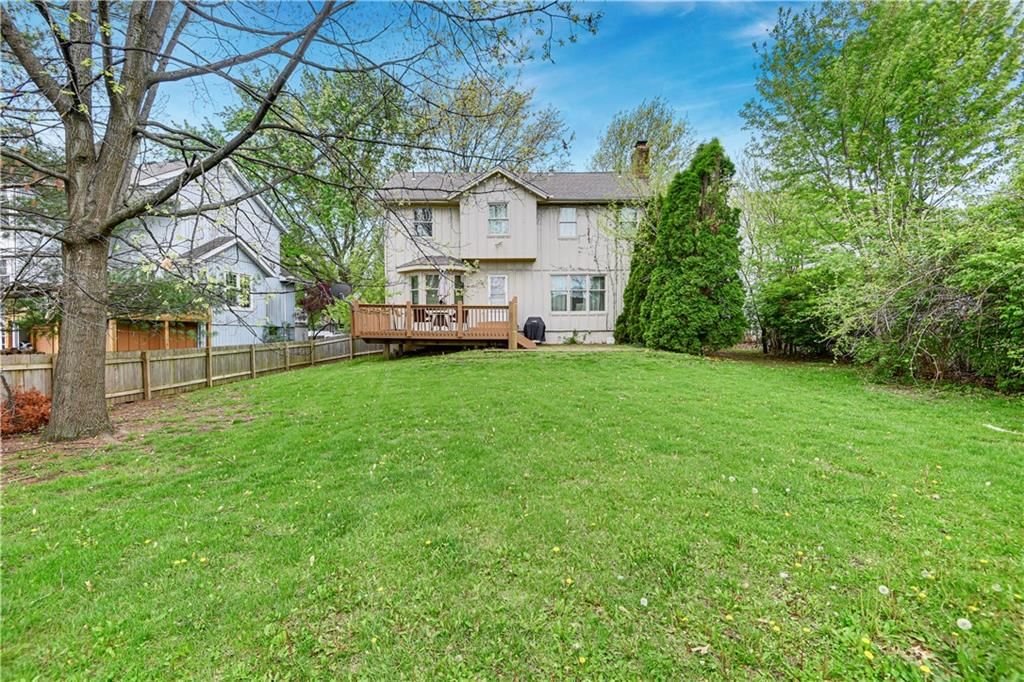 1721 NE Debonair Drive — photo 33
