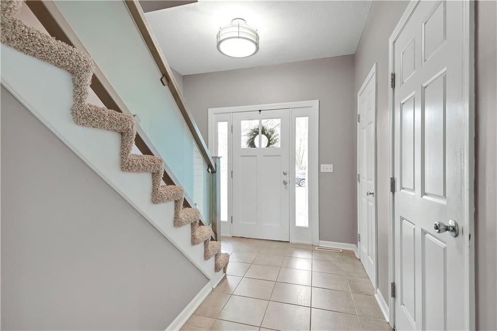 1721 NE Debonair Drive — photo 6