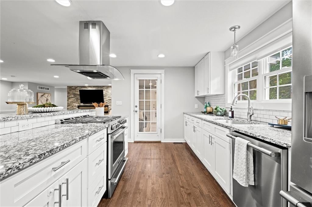 4221 W 74th Street — photo 12