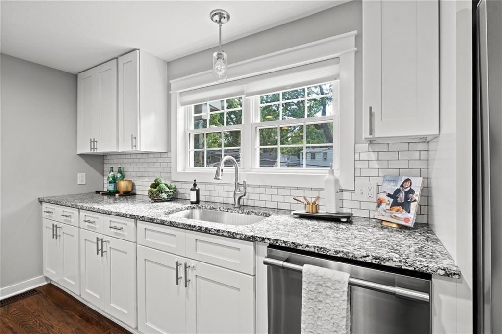 4221 W 74th Street — photo 13