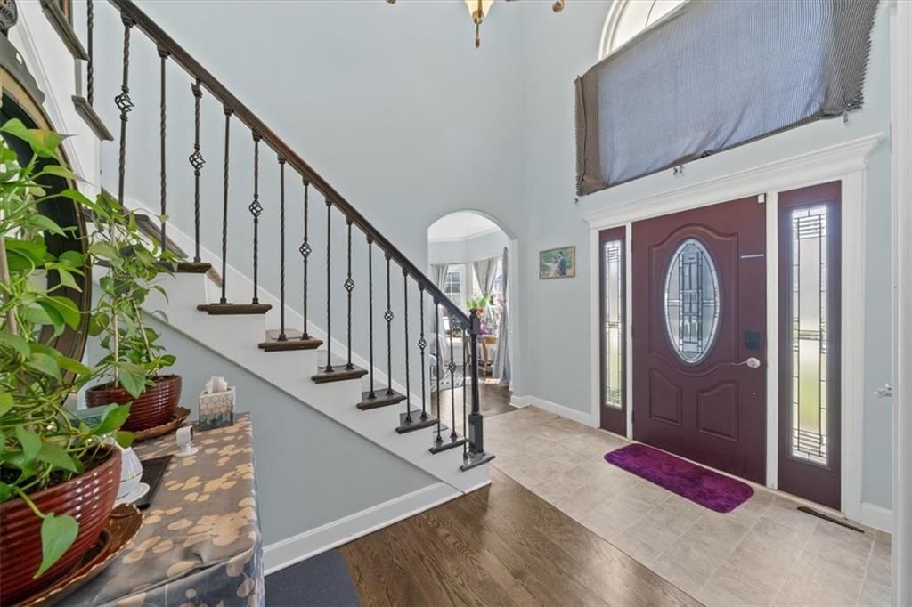 2403 NW Cove Drive — photo 3