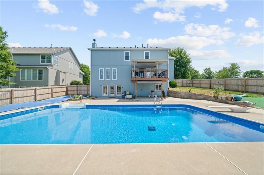 2403 NW Cove Drive — photo 27