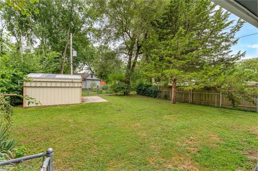 320 Funston Avenue — photo 29