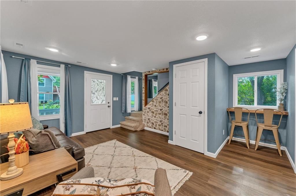 320 Funston Avenue — photo 8