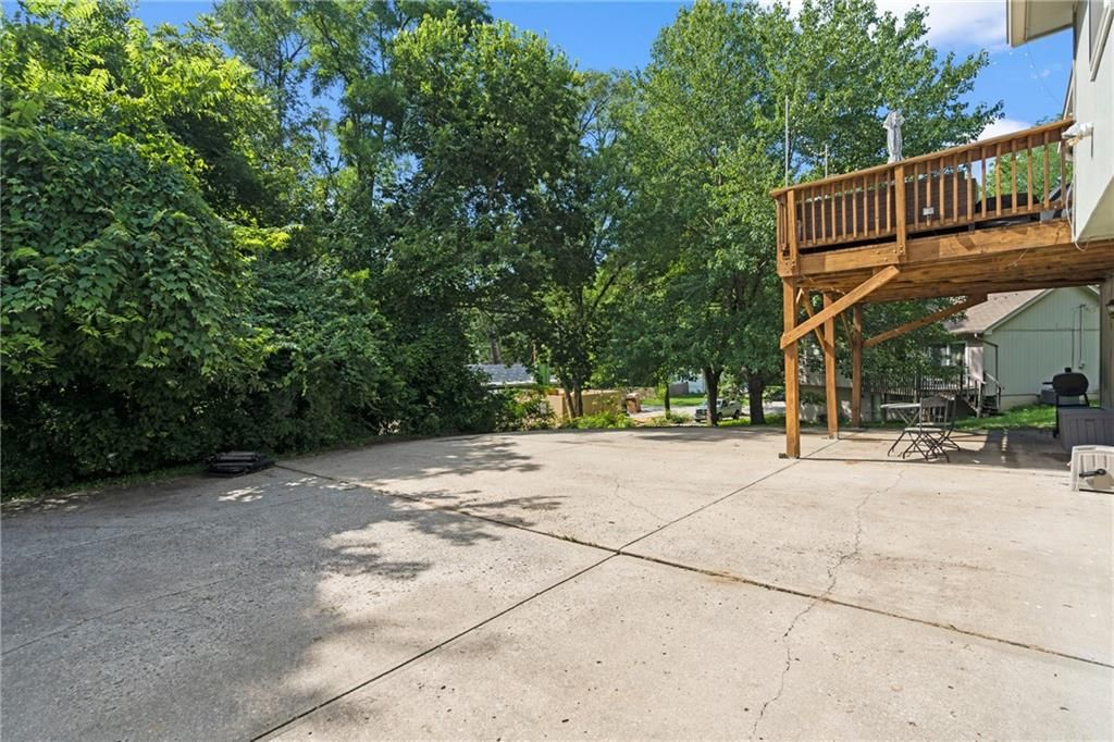 1316 Walnut Street — photo 25