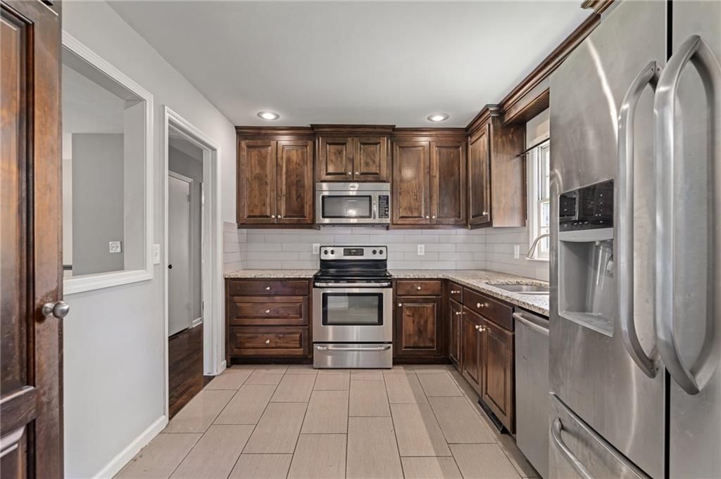 7101 EDGEWOOD Boulevard — photo 17