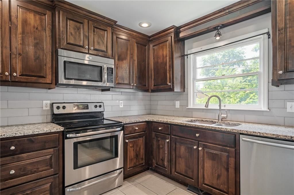 7101 EDGEWOOD Boulevard — photo 21