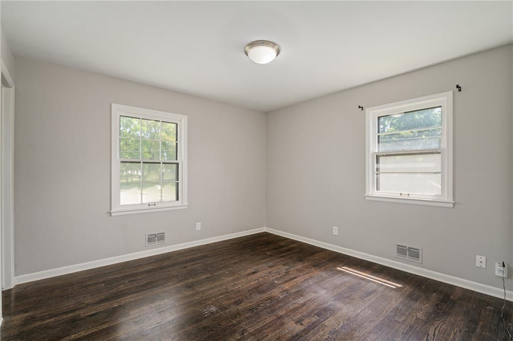 7101 EDGEWOOD Boulevard — photo 23