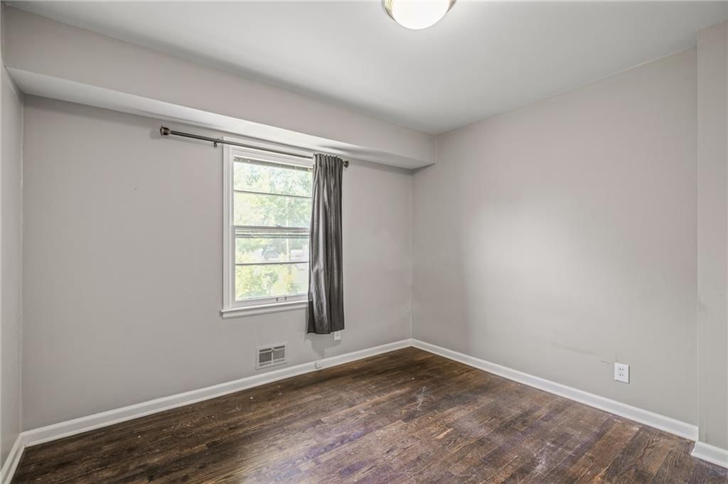 7101 EDGEWOOD Boulevard — photo 29