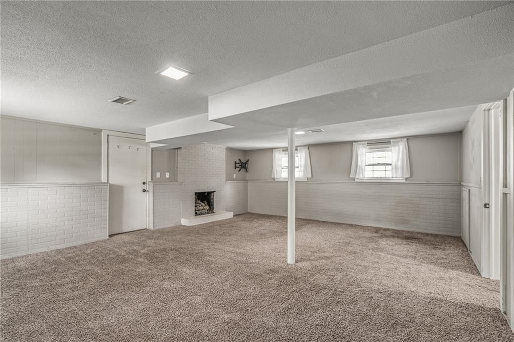 7101 EDGEWOOD Boulevard — photo 32