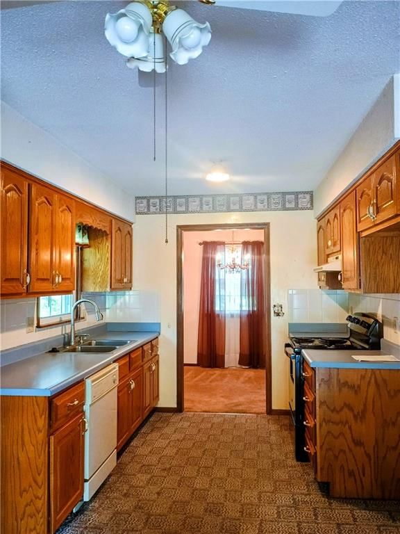 15294 Skyway Drive — photo 6