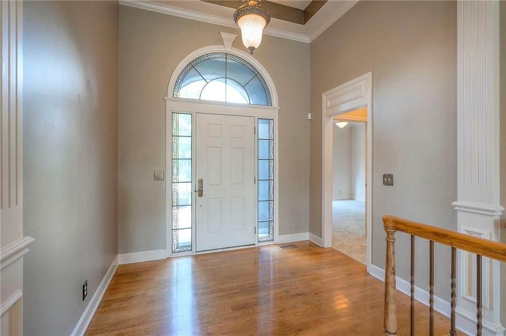 19402 W 98th Terrace — photo 3
