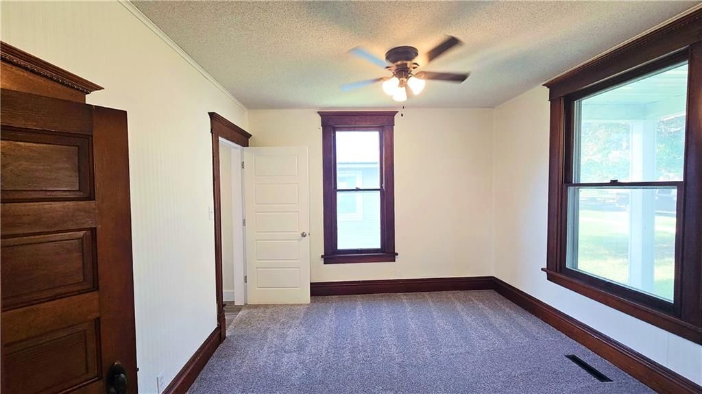 813 S National Avenue — photo 36