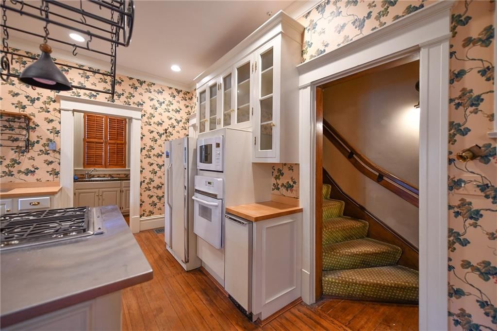 3674 Belleview Avenue — photo 32