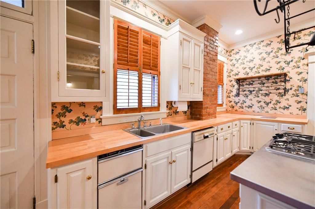 3674 Belleview Avenue — photo 36
