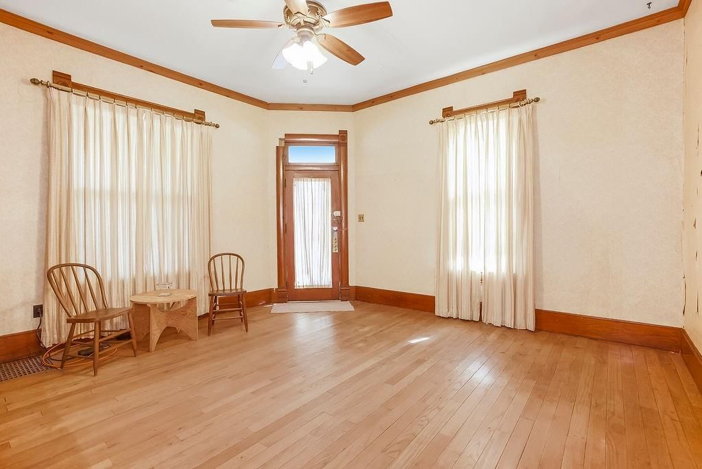 117 W Main Street — photo 7