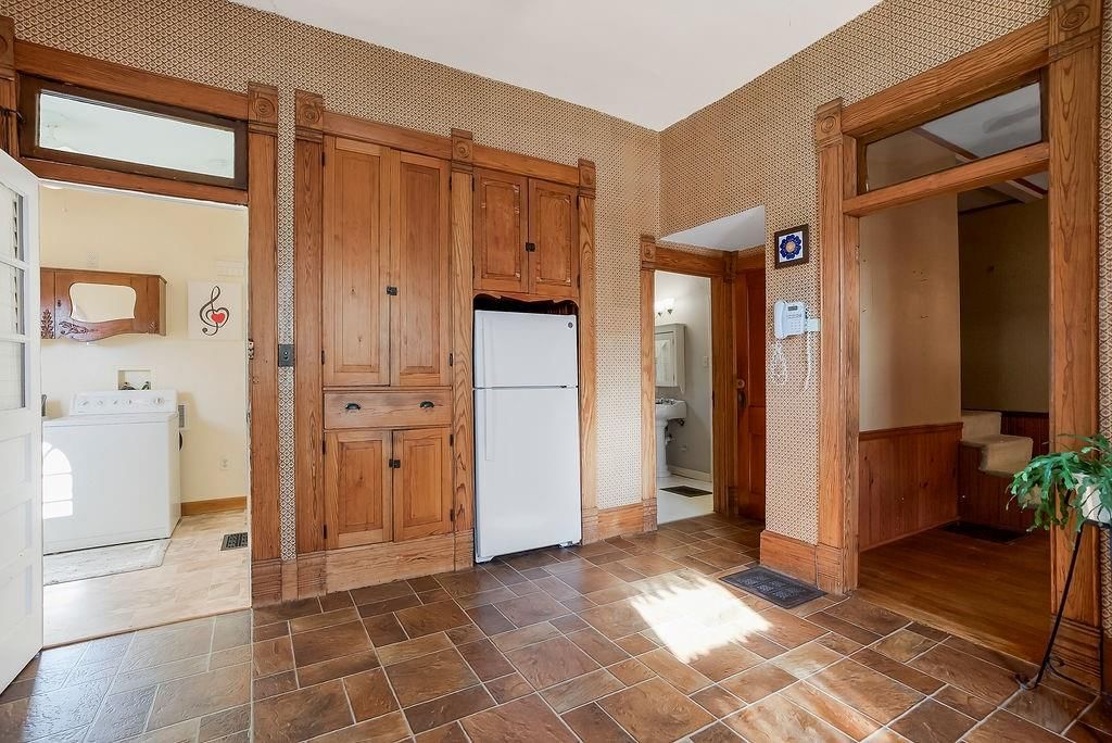 117 W Main Street — photo 10