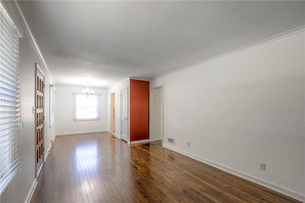 5125 Maple Street — photo 5