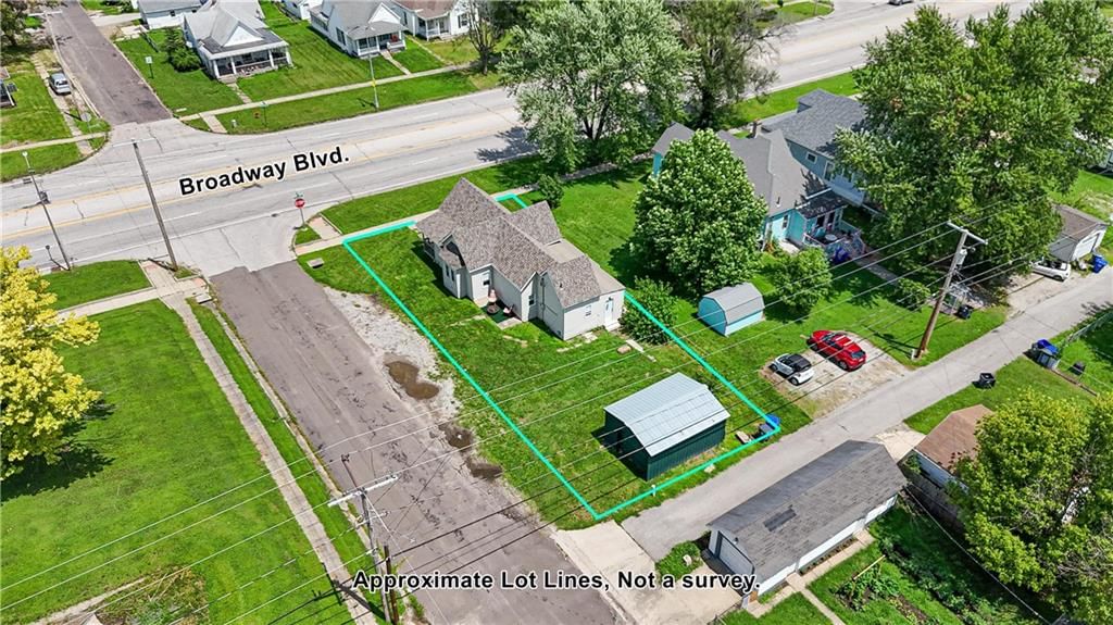 1302 E Broadway Boulevard — photo 25