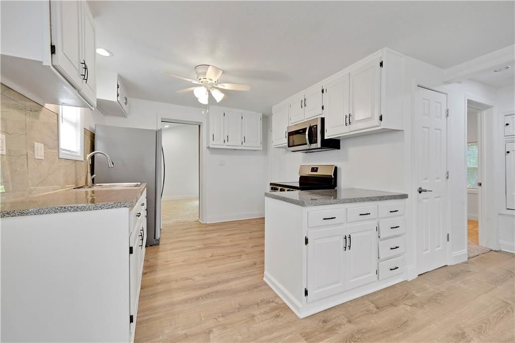 421 N 33rd Street — photo 9