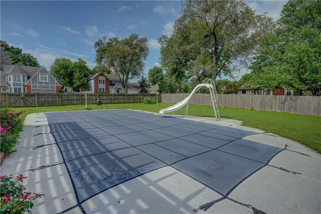 1024 SE Dover Drive — photo 45