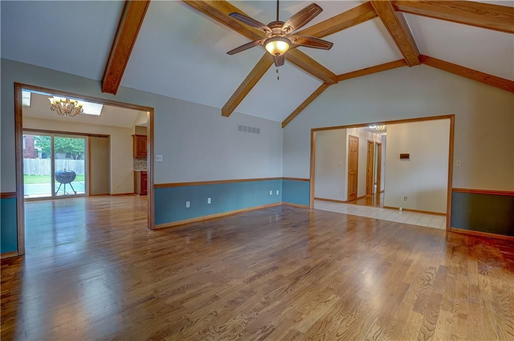 1024 SE Dover Drive — photo 9